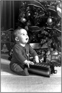 Christmas_Portraits_Tree_Train-2